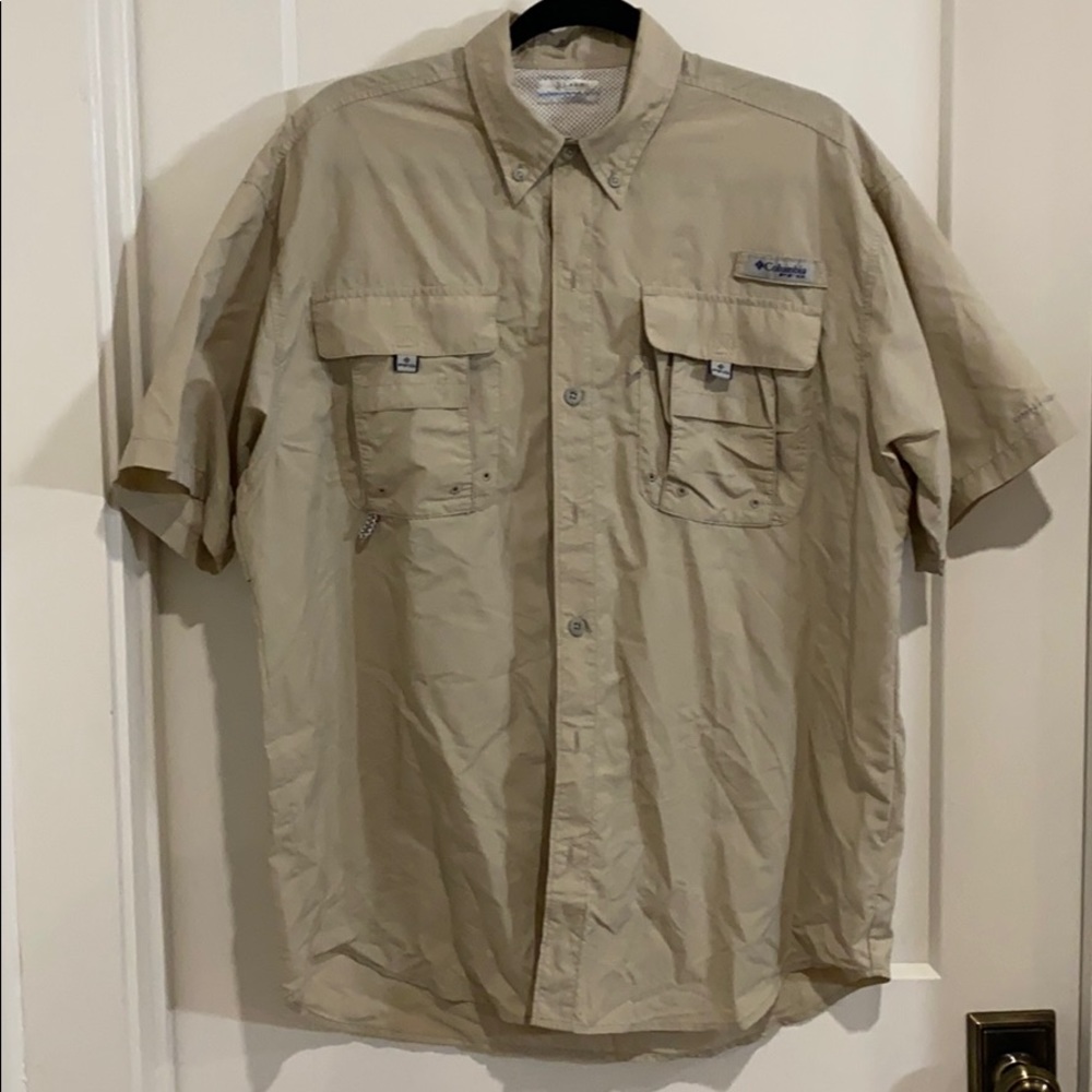 Columbia button up PFG shirt